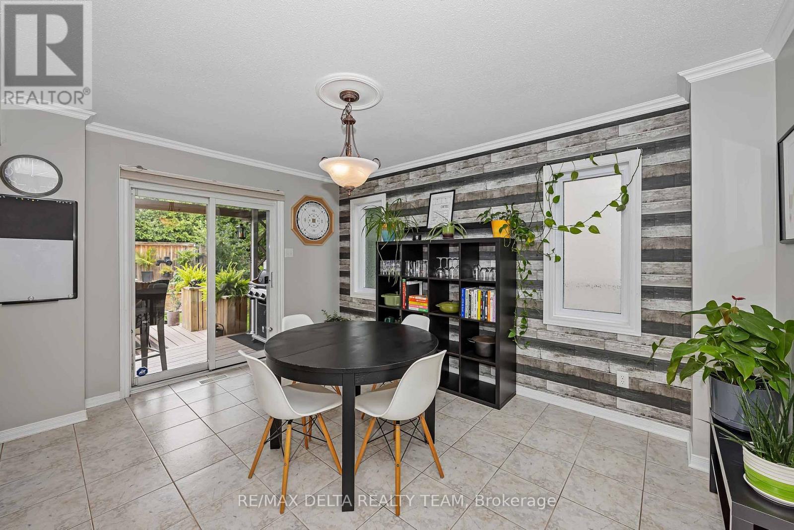 1471 KAMOURASKA CIRCLE - 10