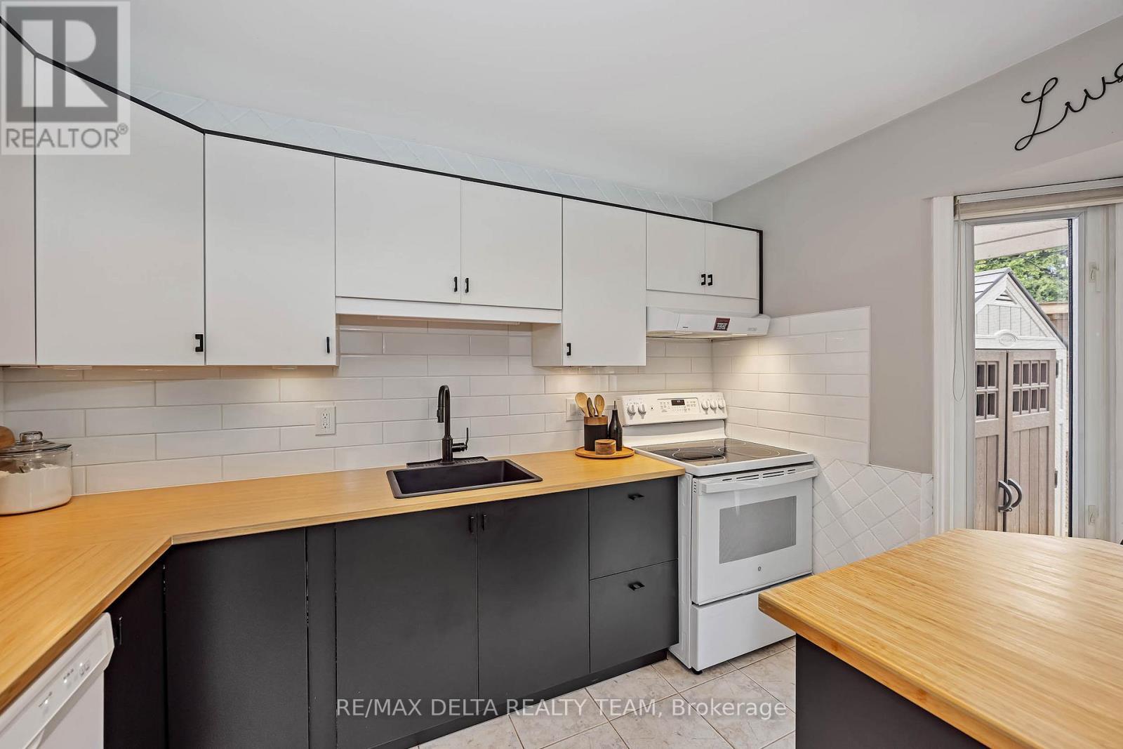 1471 KAMOURASKA CIRCLE - 14