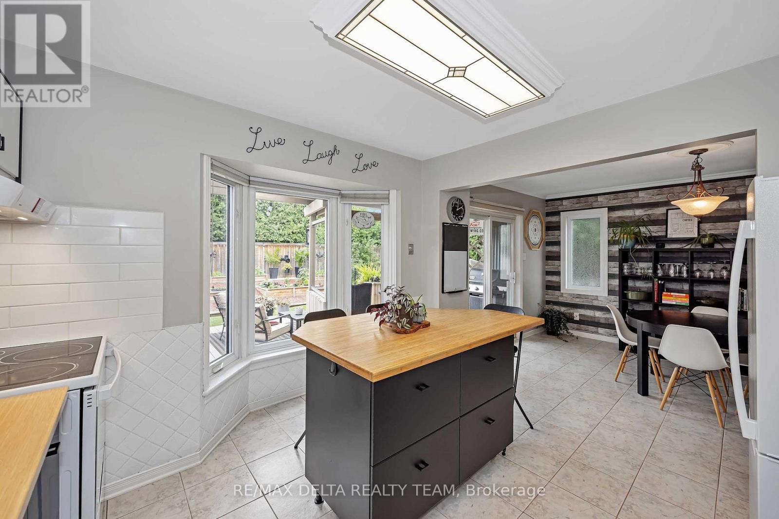 1471 KAMOURASKA CIRCLE - 15
