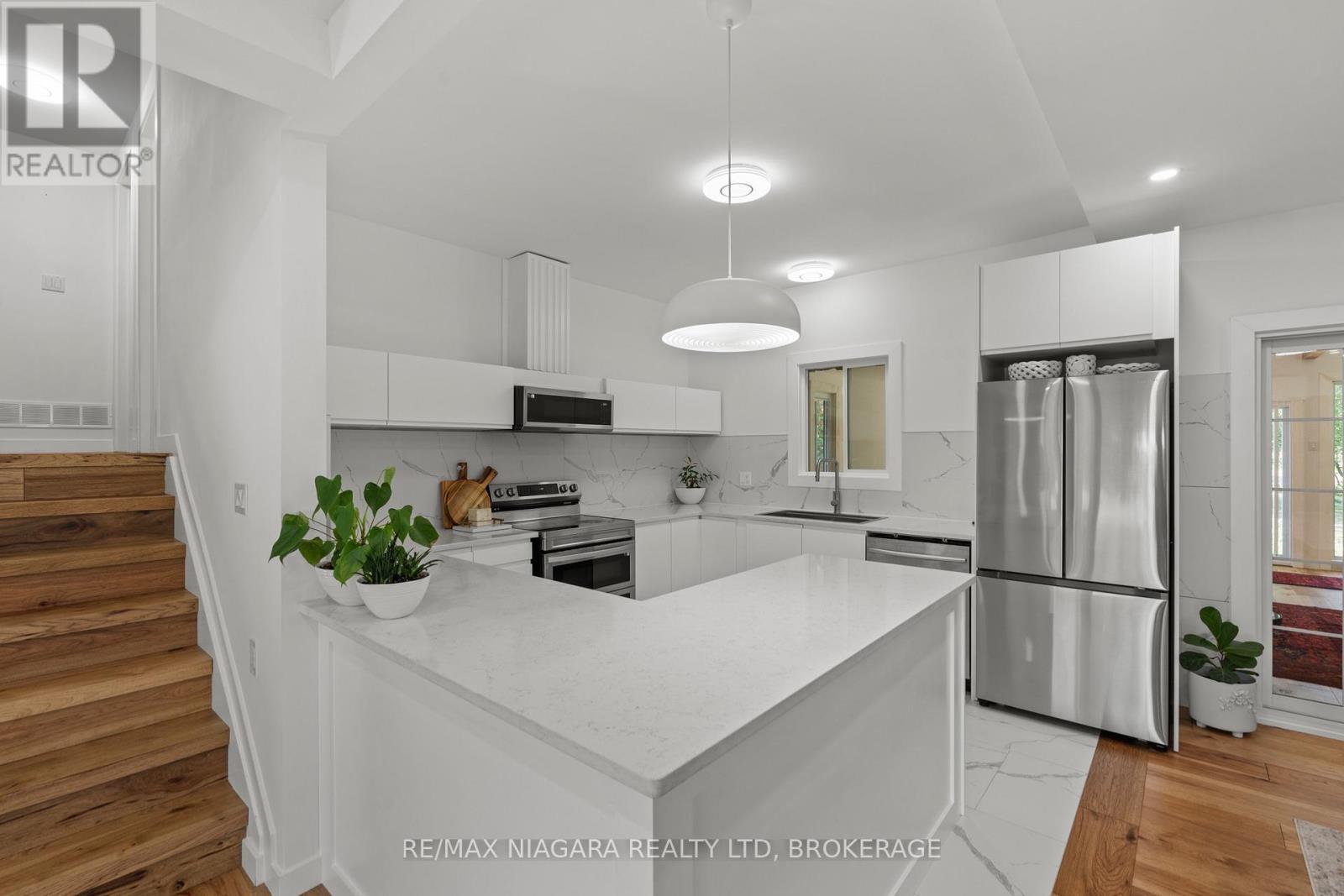 1546 NIGH ROAD - 10