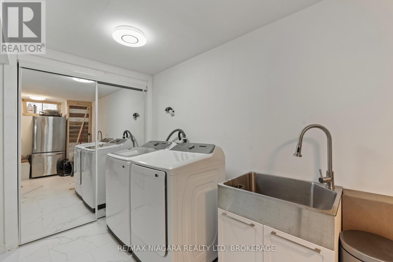 1546 NIGH ROAD - 23