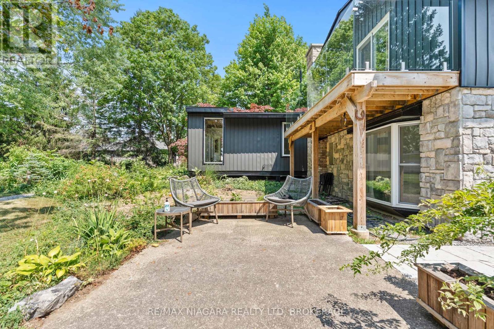 1546 NIGH ROAD - 25