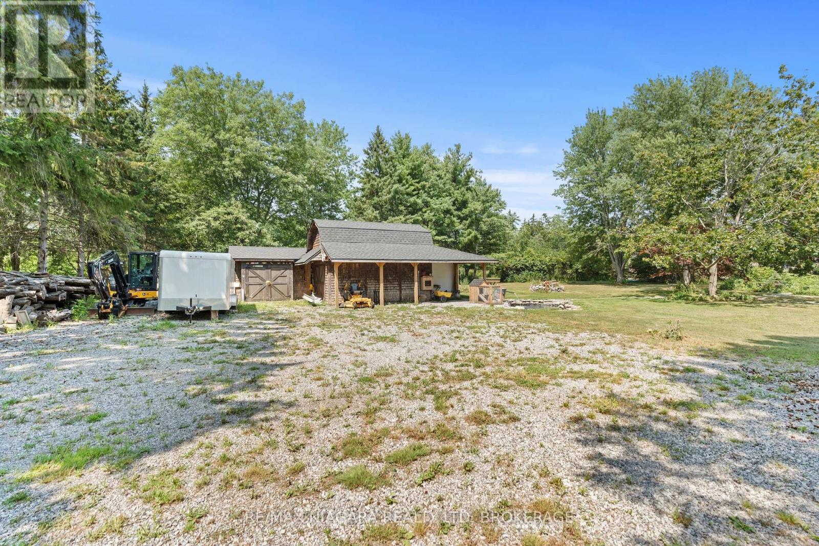 1546 NIGH ROAD - 29