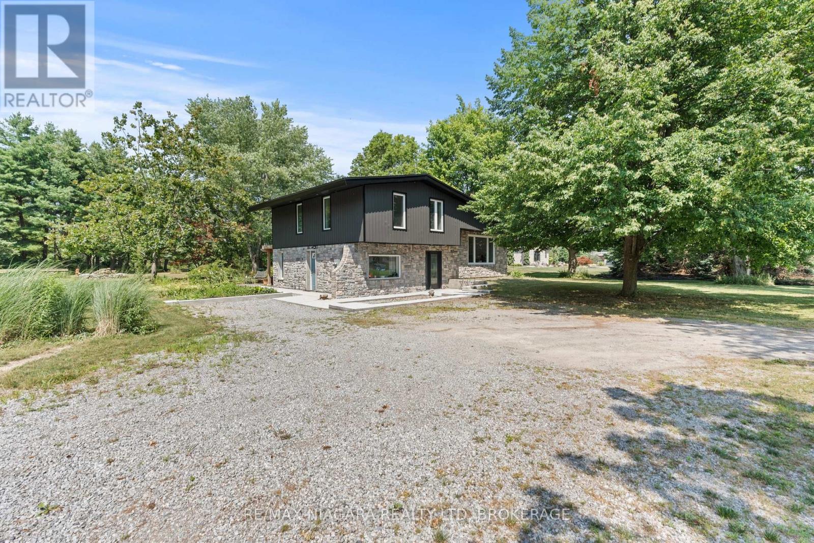 1546 NIGH ROAD - 3