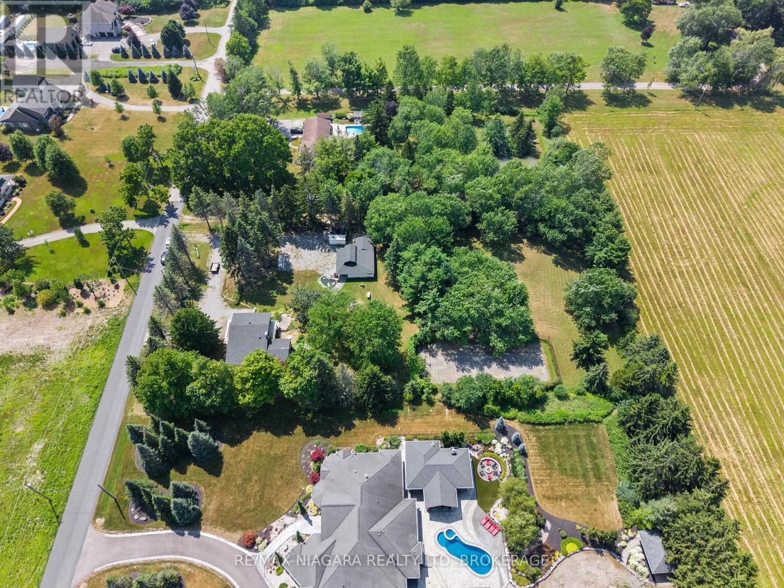 1546 NIGH ROAD - 35