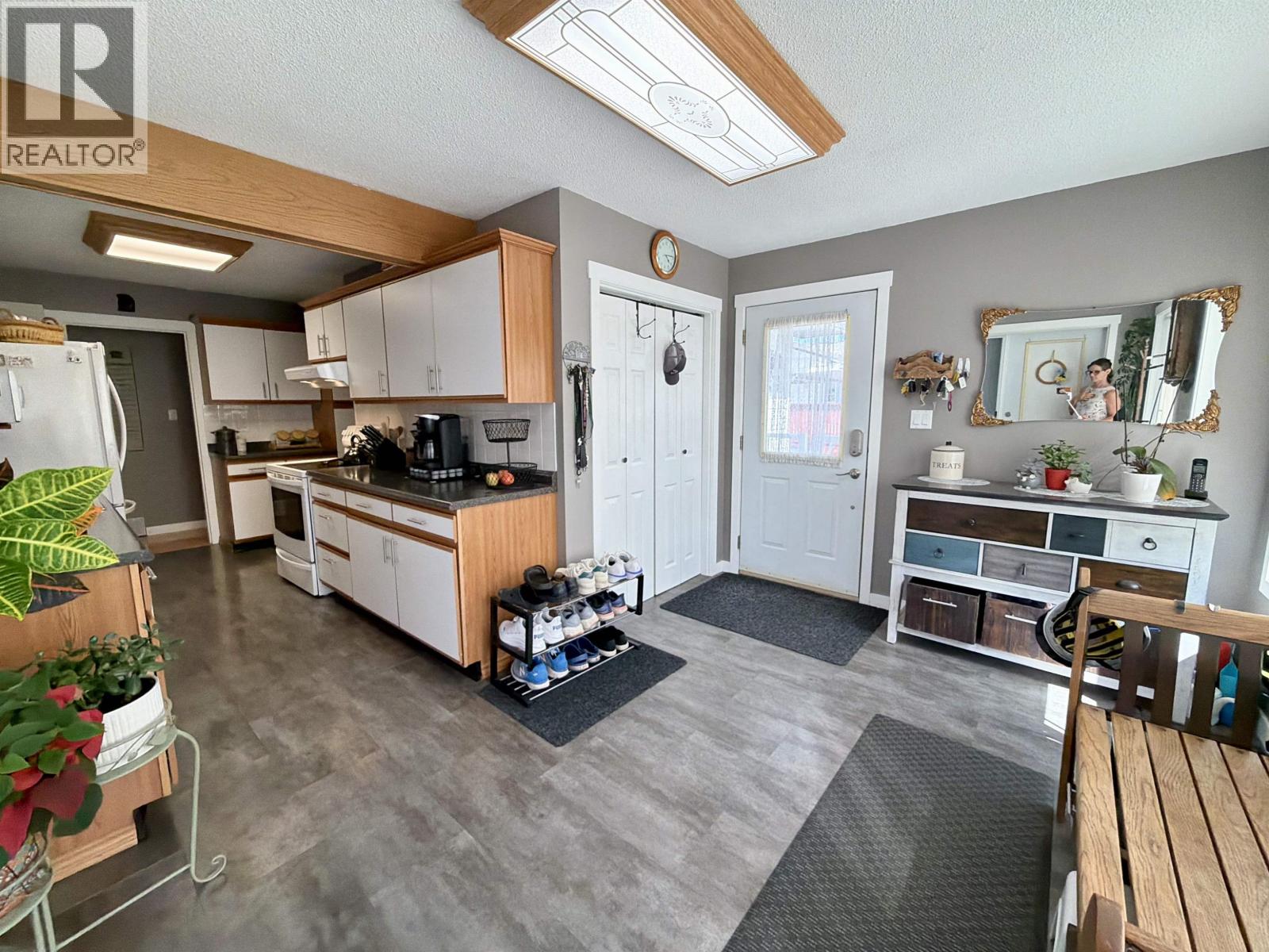 13 NADINA CRESCENT - 10