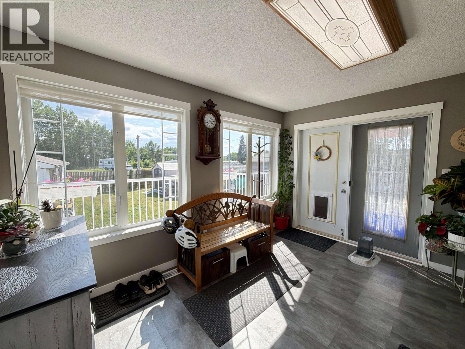 13 NADINA CRESCENT - 18