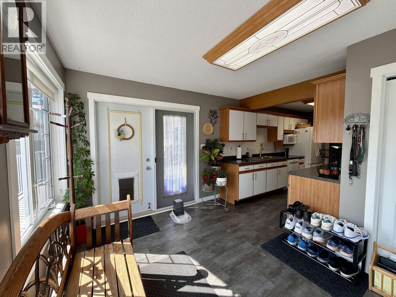 13 NADINA CRESCENT - 19