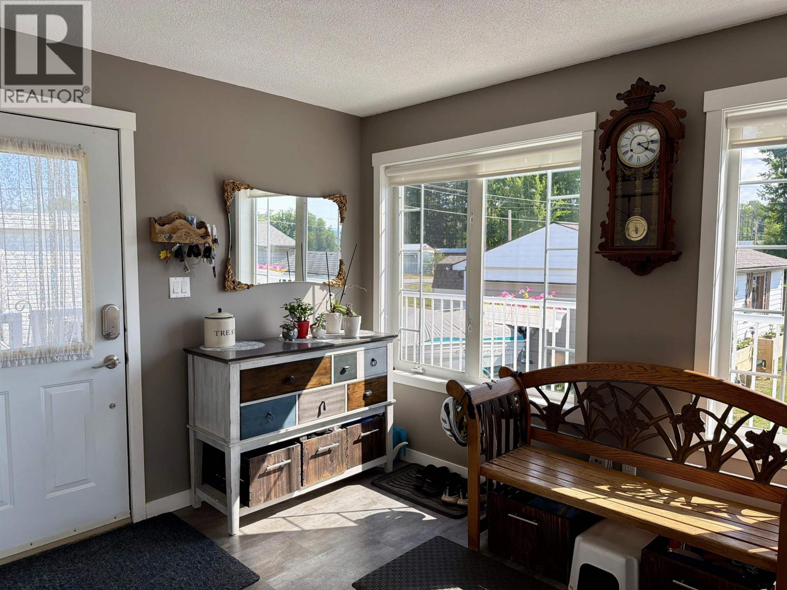13 NADINA CRESCENT - 20