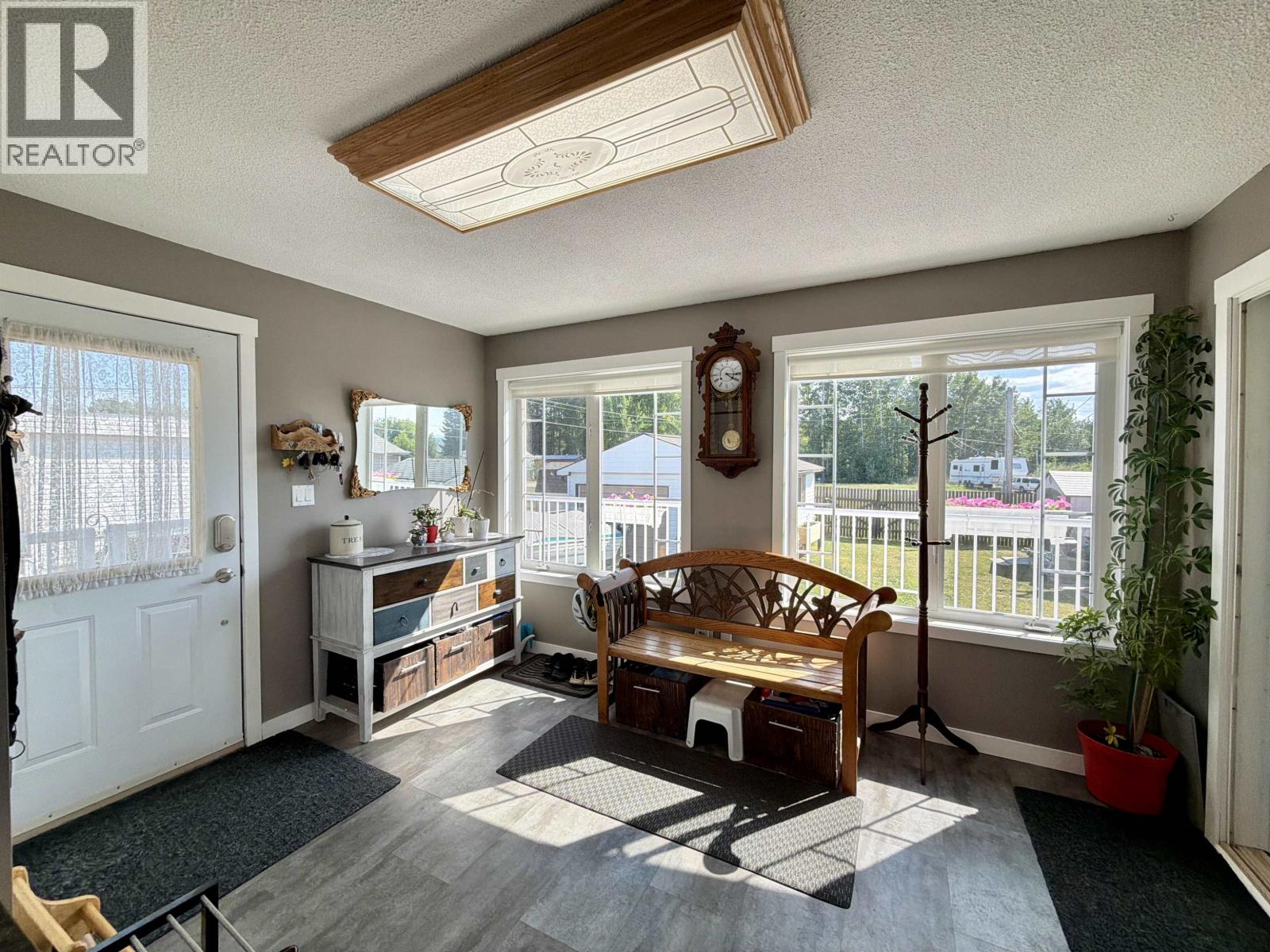 13 NADINA CRESCENT - 21