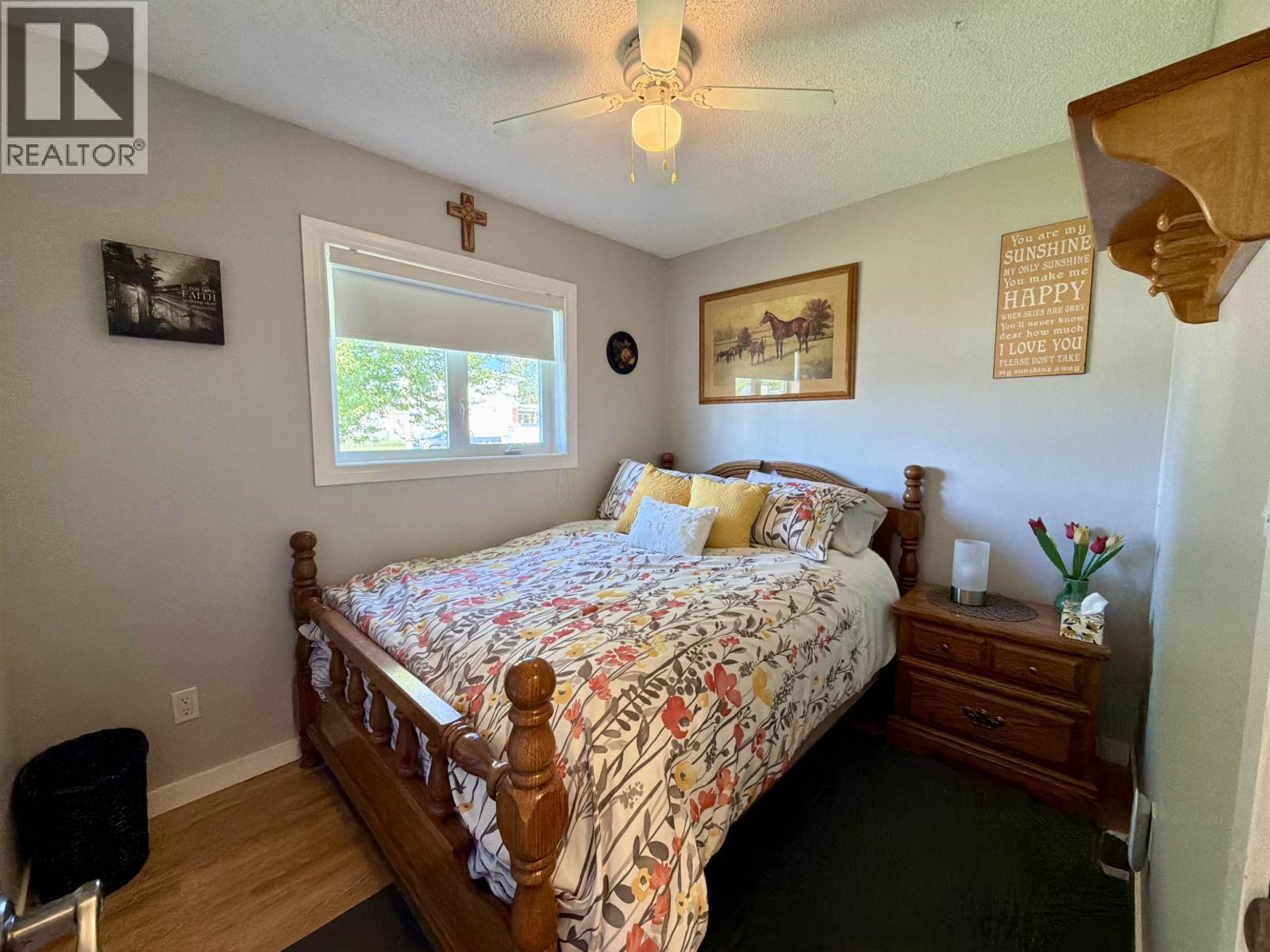 13 NADINA CRESCENT - 32