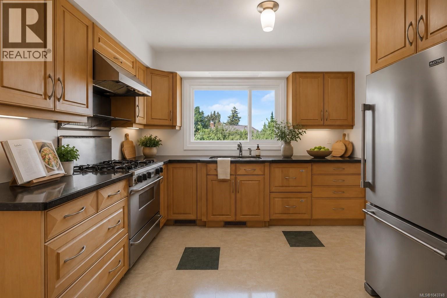1260 Palmer Rd - 6