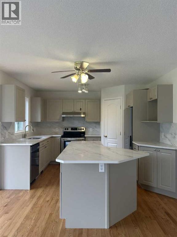 151 Citadel Green NW - 8