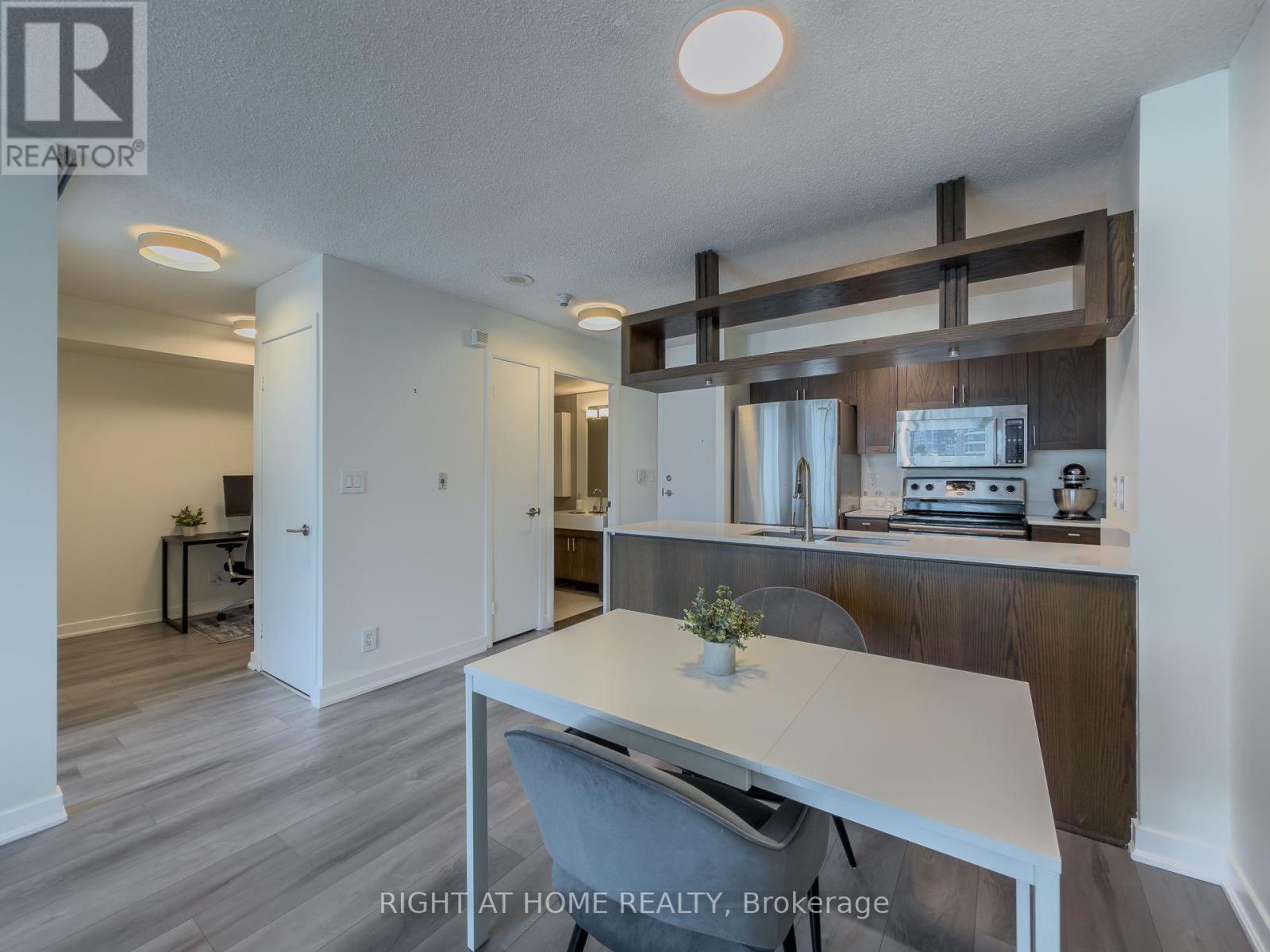 #2611 81 NAVY WHARF COURT - 10