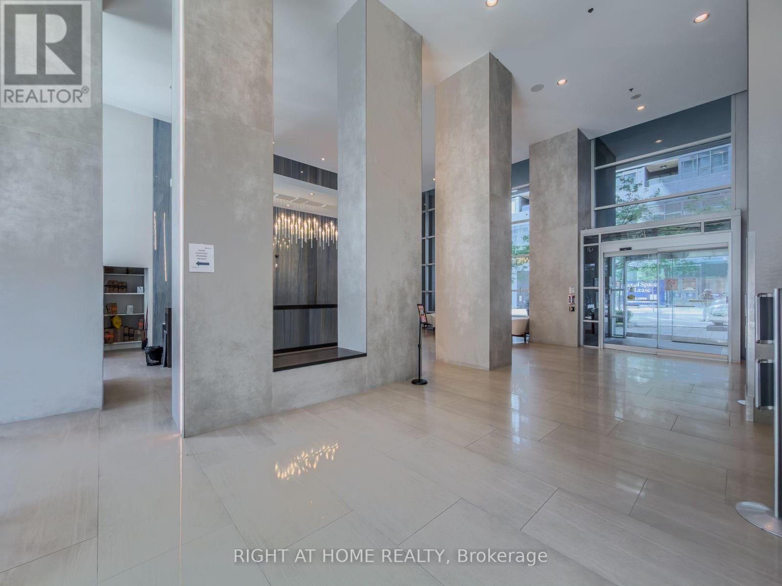 #2611 81 NAVY WHARF COURT - 27