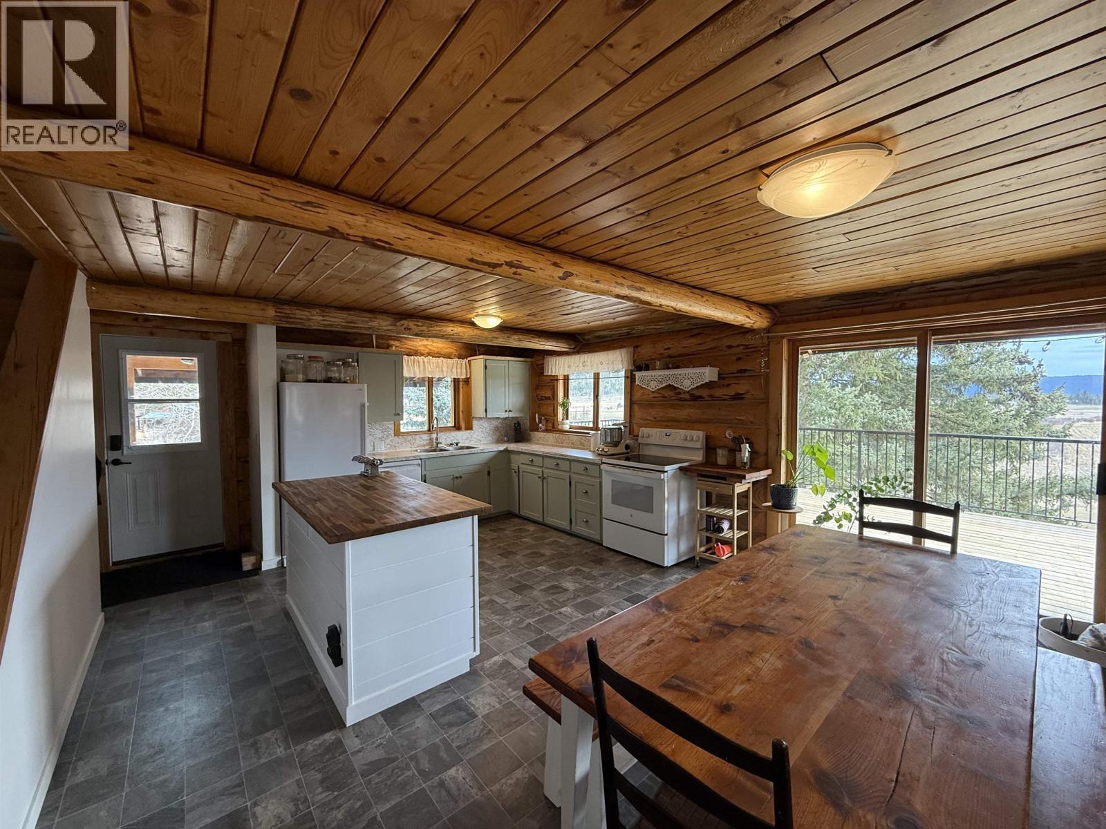 3041 MELDRUM CREEK ROAD - 7