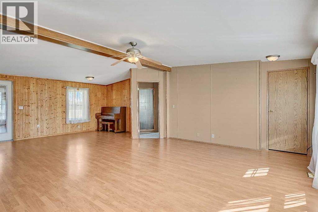 743073 Highway 2 - 18