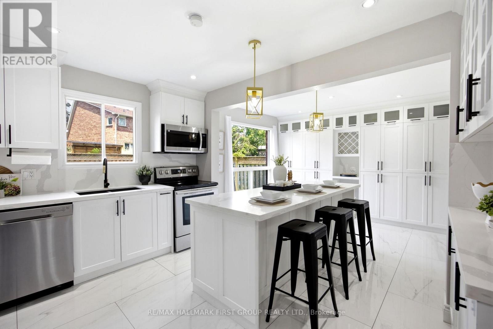 15 SALLIS DRIVE - 11