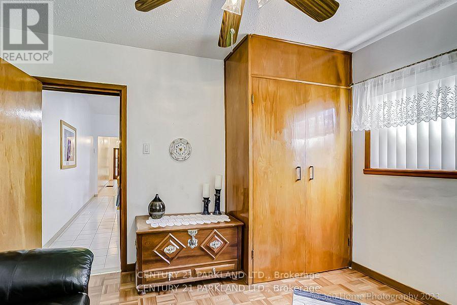 114 EATON AVENUE - Image 11