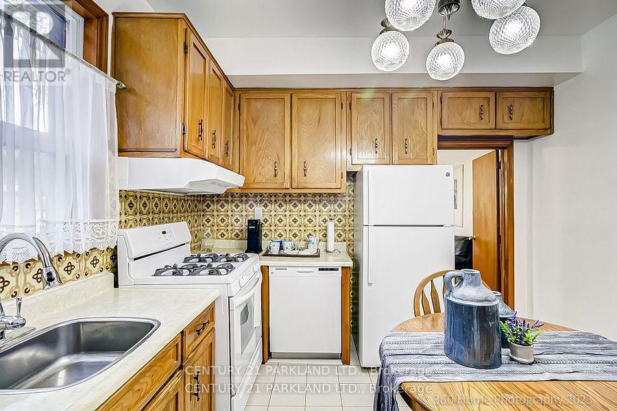 114 EATON AVENUE - Image 14