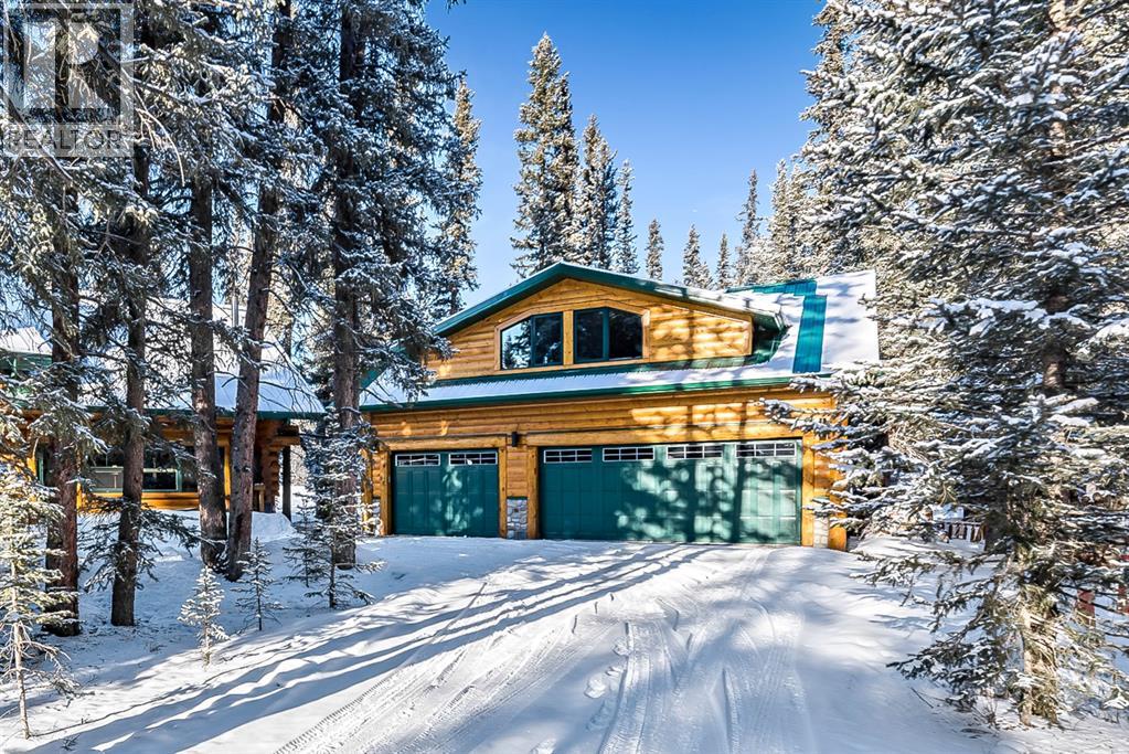 104 White Avenue, Bragg Creek