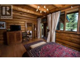 Primary Bedroom - 104 White Avenue, Bragg Creek, AB T0L0K0 Photo 20