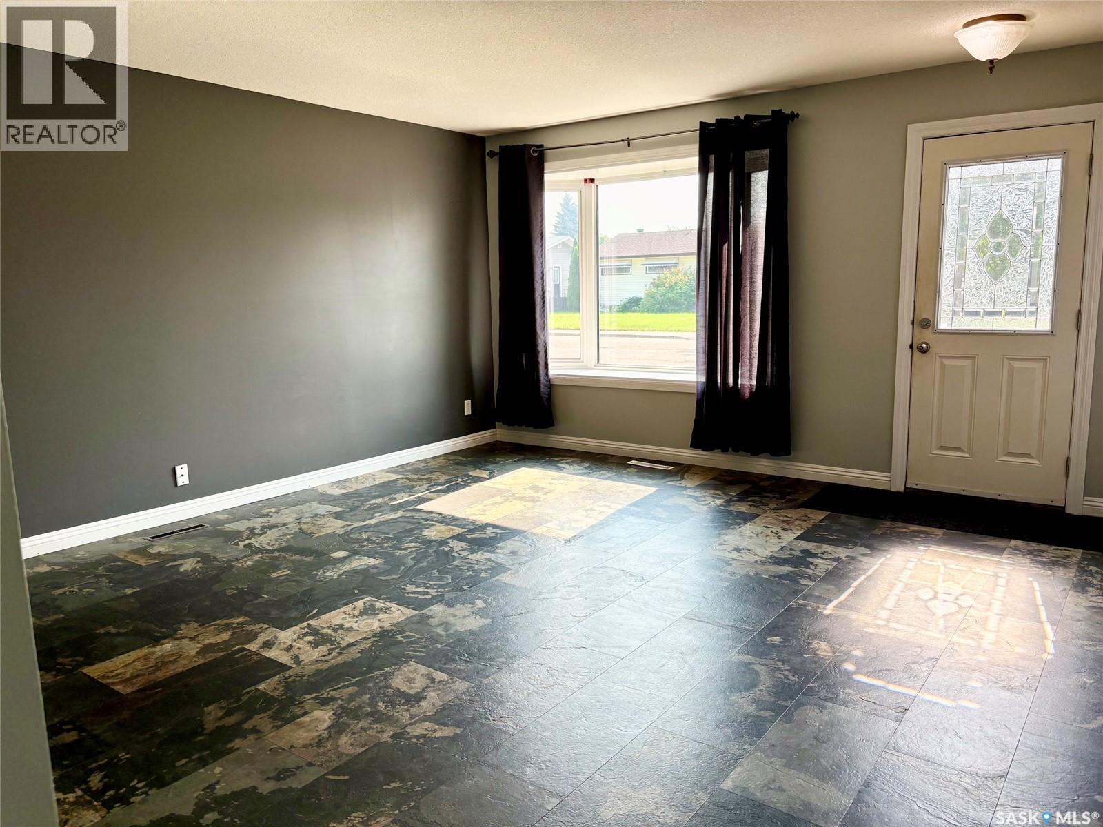 62 Canwood CRESCENT, Yorkton — photo 2