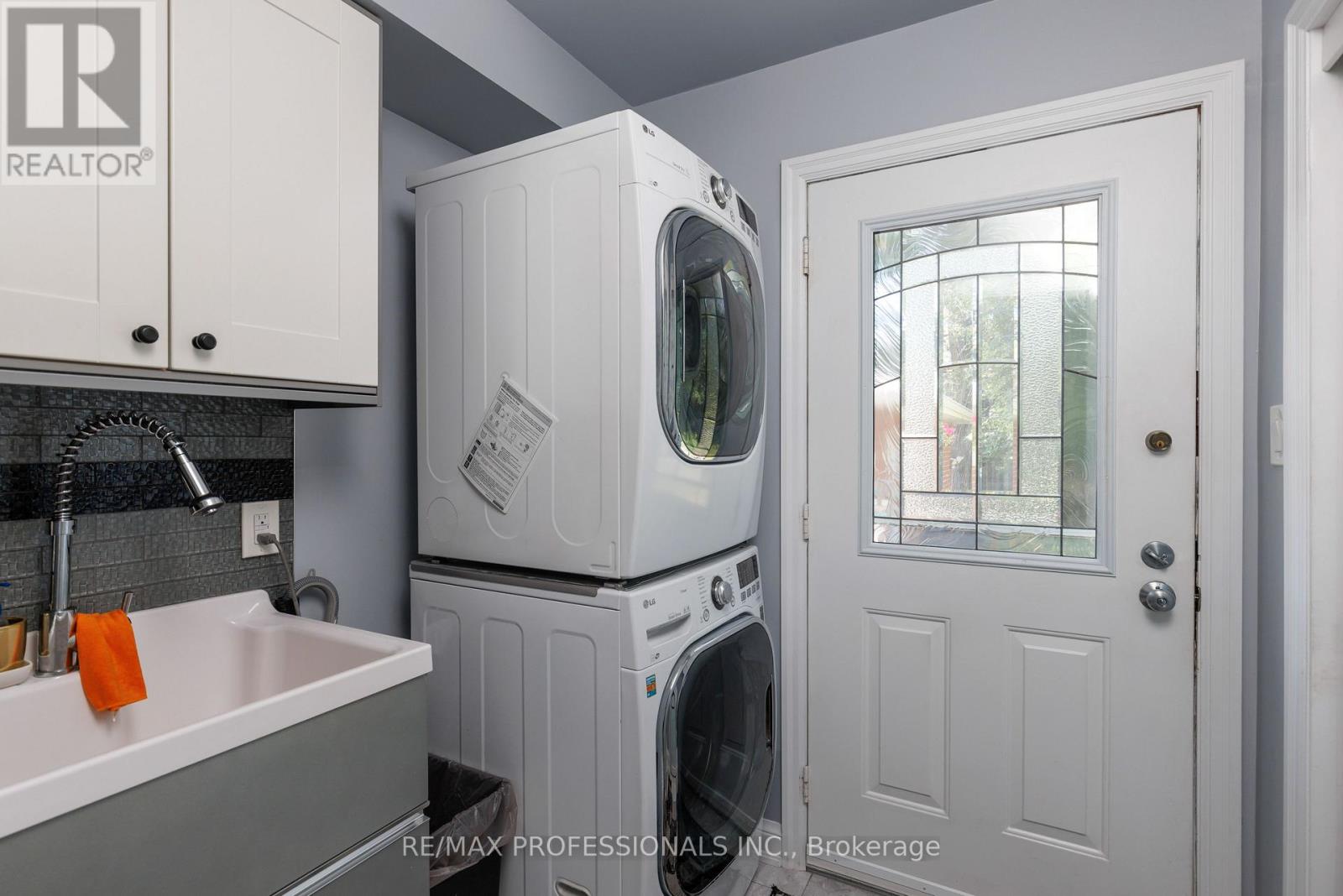 106 RATHBURN ROAD - 23