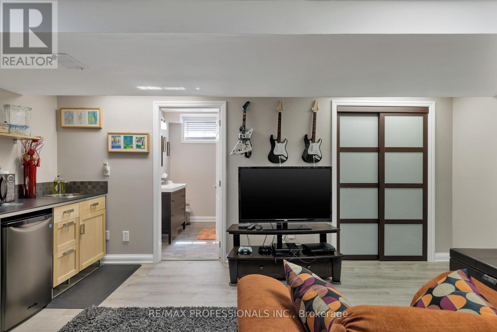 106 RATHBURN ROAD - 47