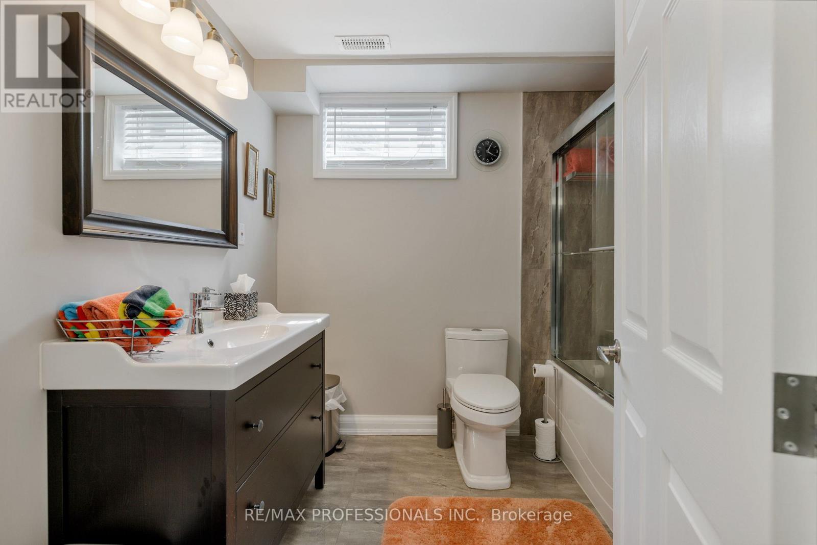 106 RATHBURN ROAD - 48