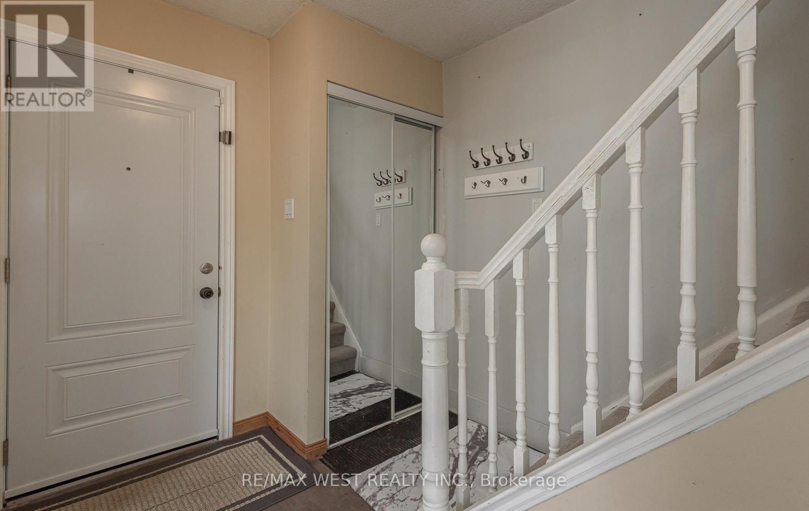 22 JOSEPHINE COURT - 5