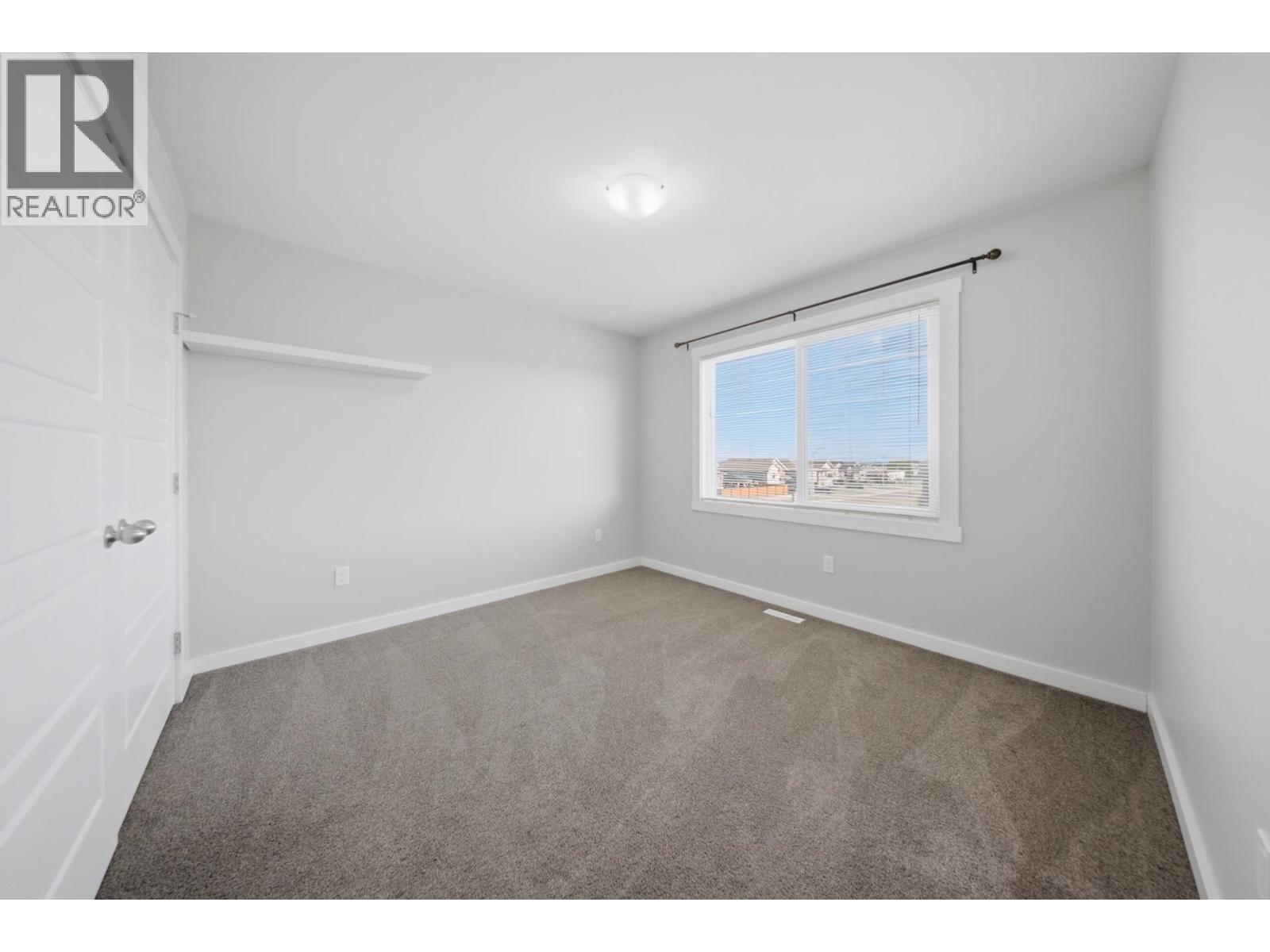 8142 87 AVENUE - 21