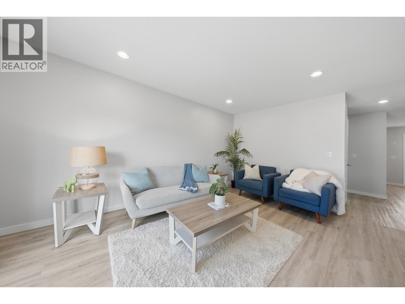 8142 87 AVENUE - Image 8