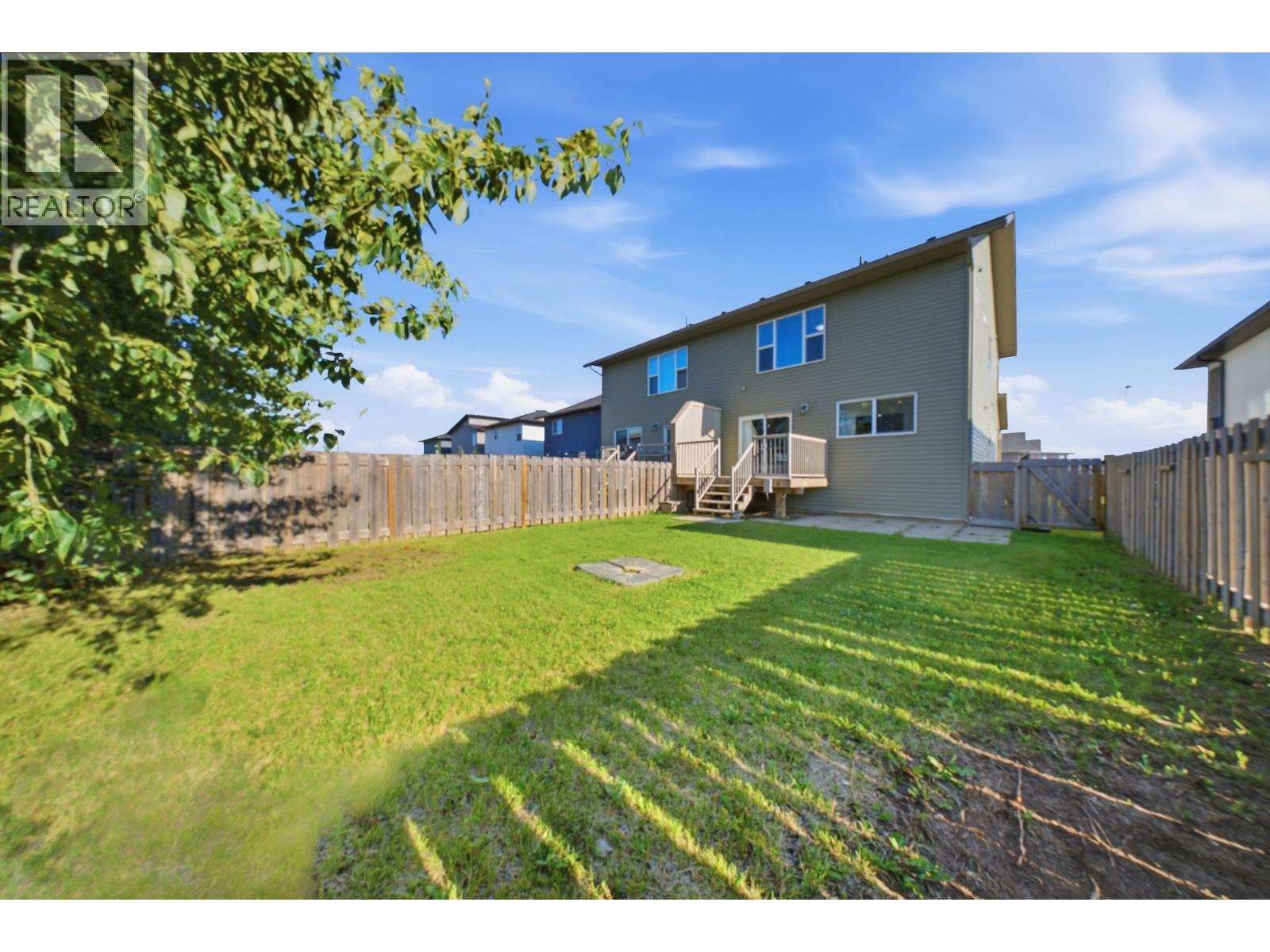 8142 87 AVENUE - 32