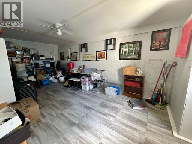 3918 13 Street - 38