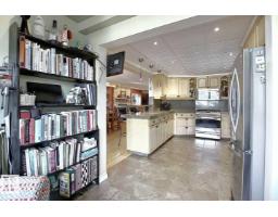 11126 52 St Nw, Edmonton, AB T5W3H7 Photo 11