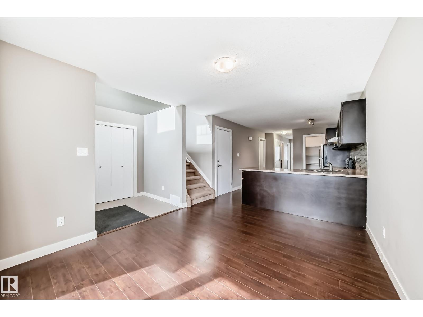 12118 125 ST NW - 15