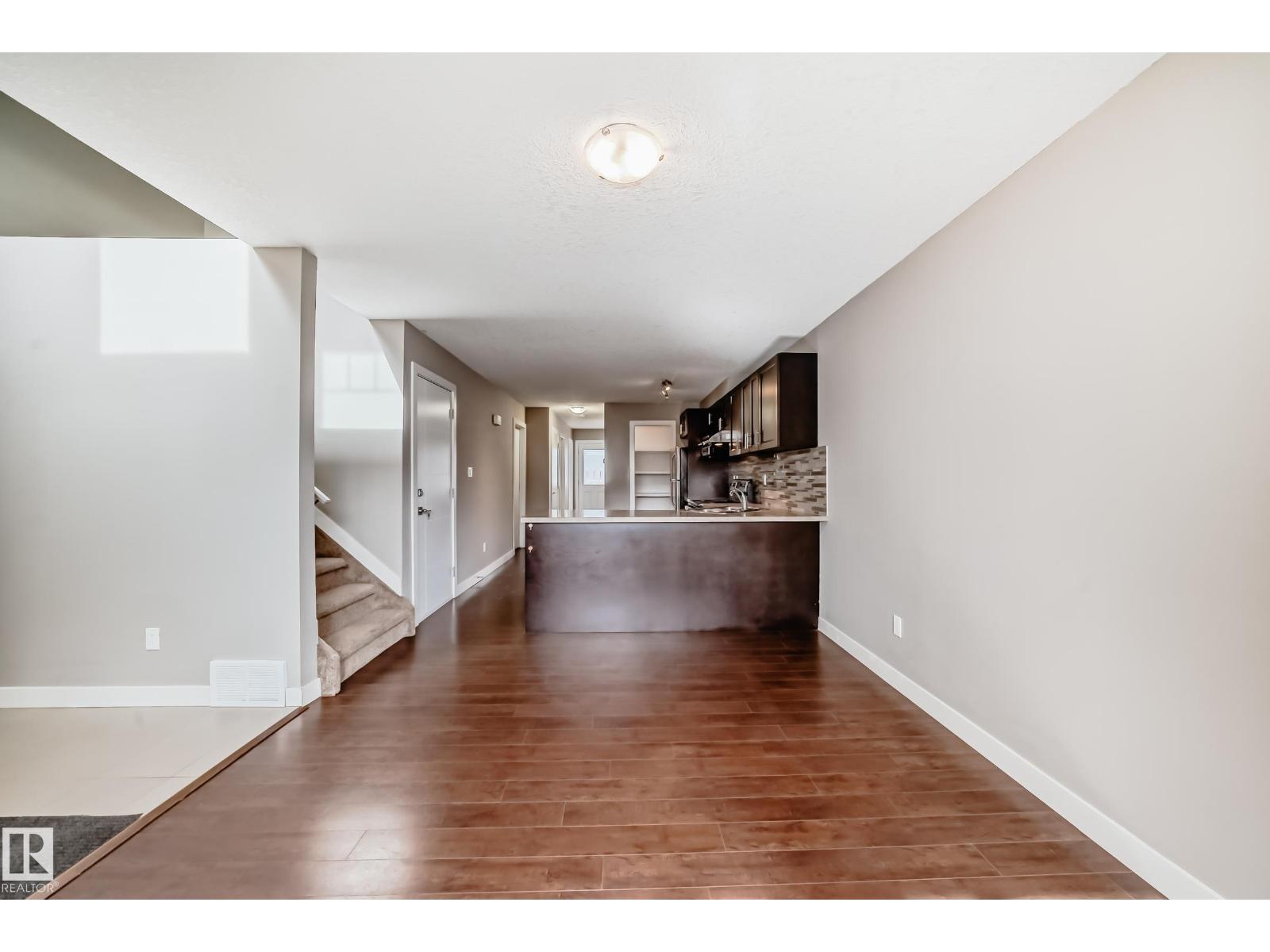 12118 125 ST NW - 16
