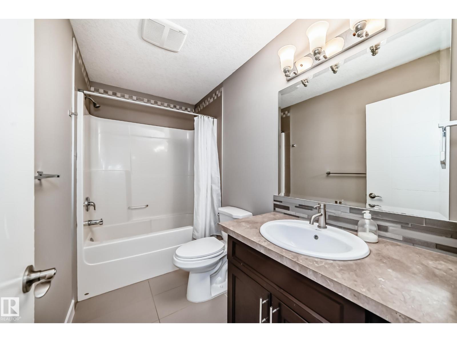 12118 125 ST NW - 22
