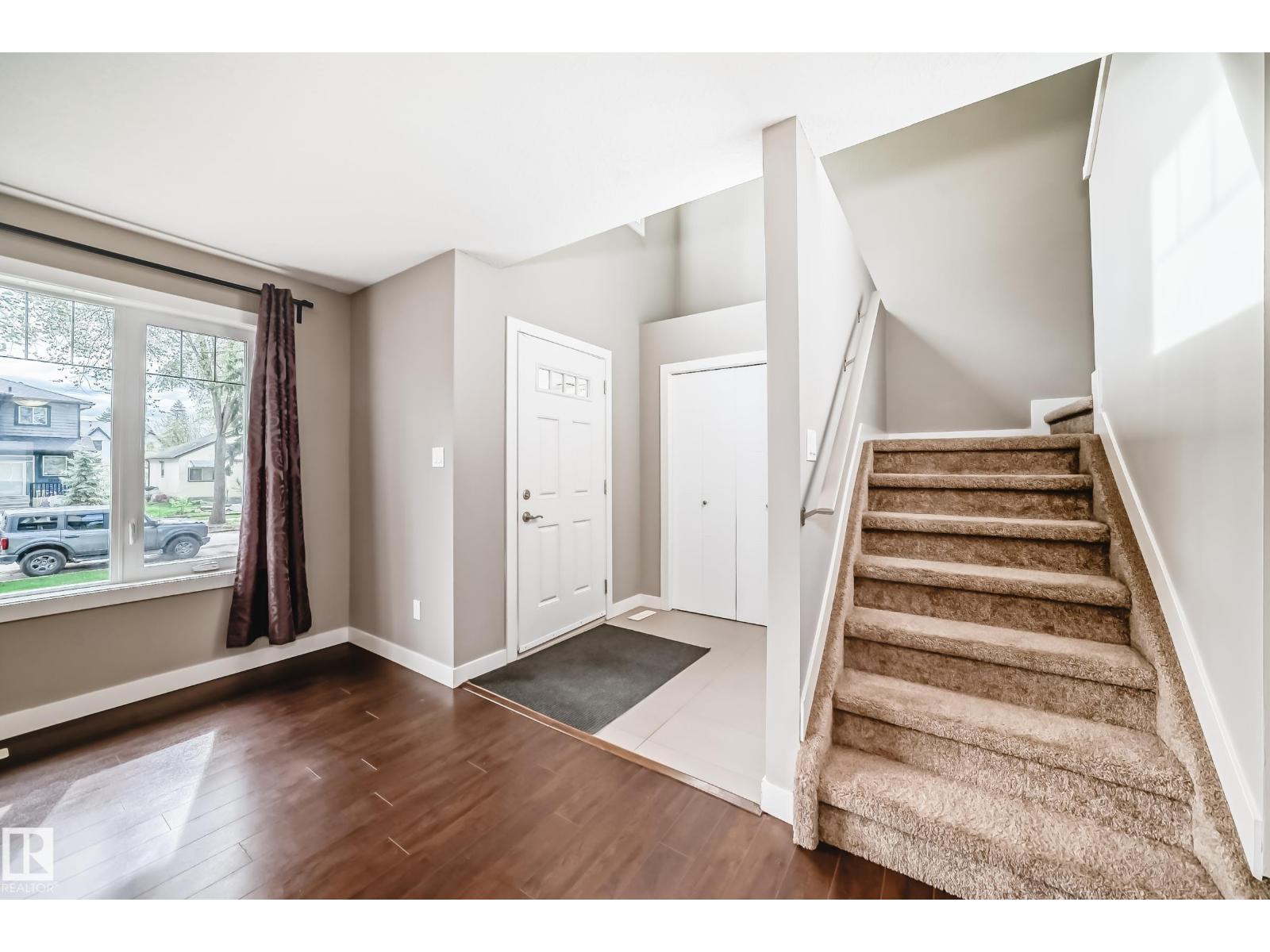 12118 125 ST NW - 27