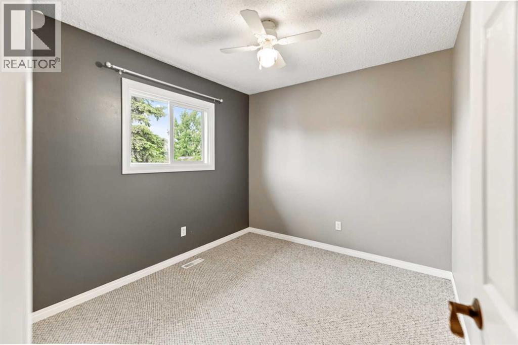 12 Opal Close - 30