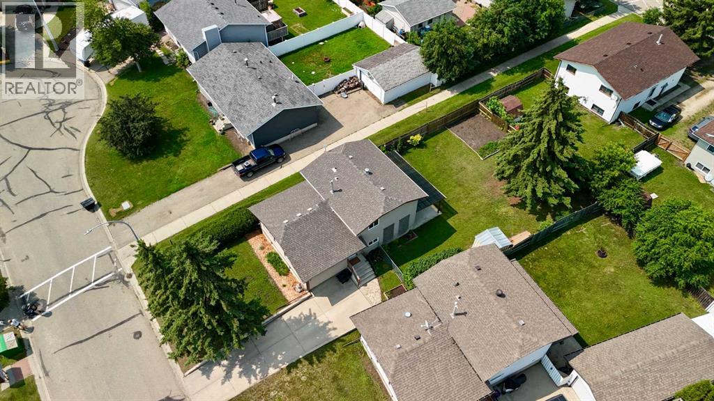 12 Opal Close - 48