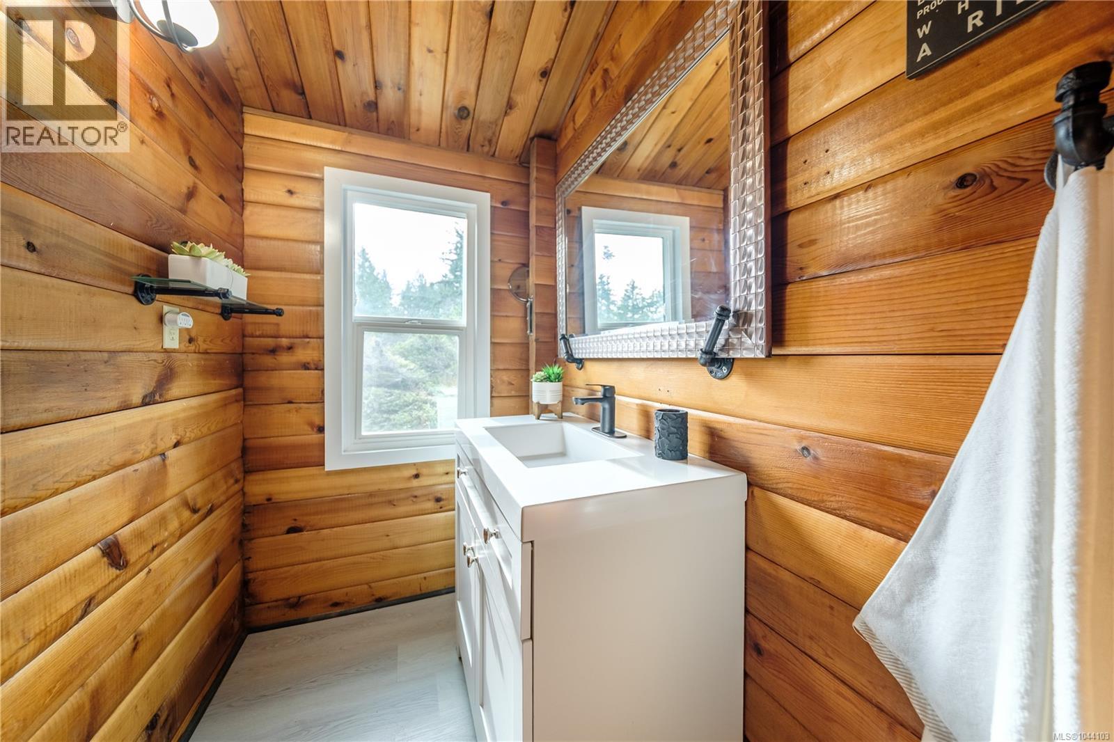 336 Hemlock Ave - 31