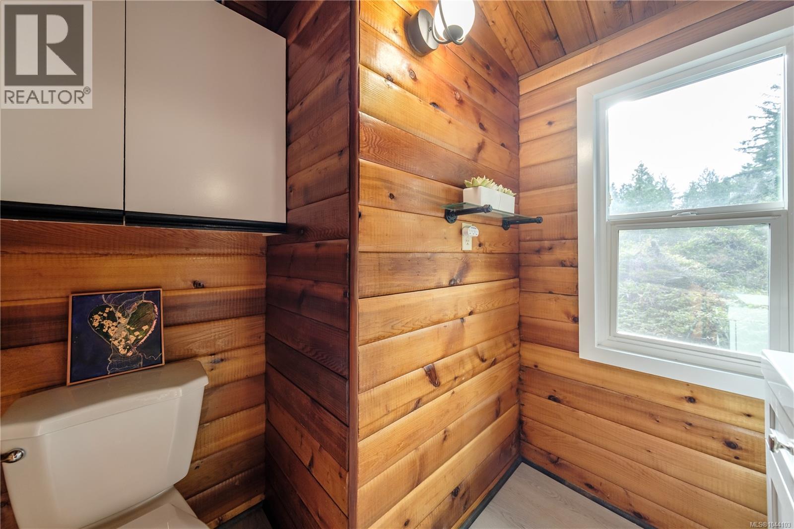 336 Hemlock Ave - 33