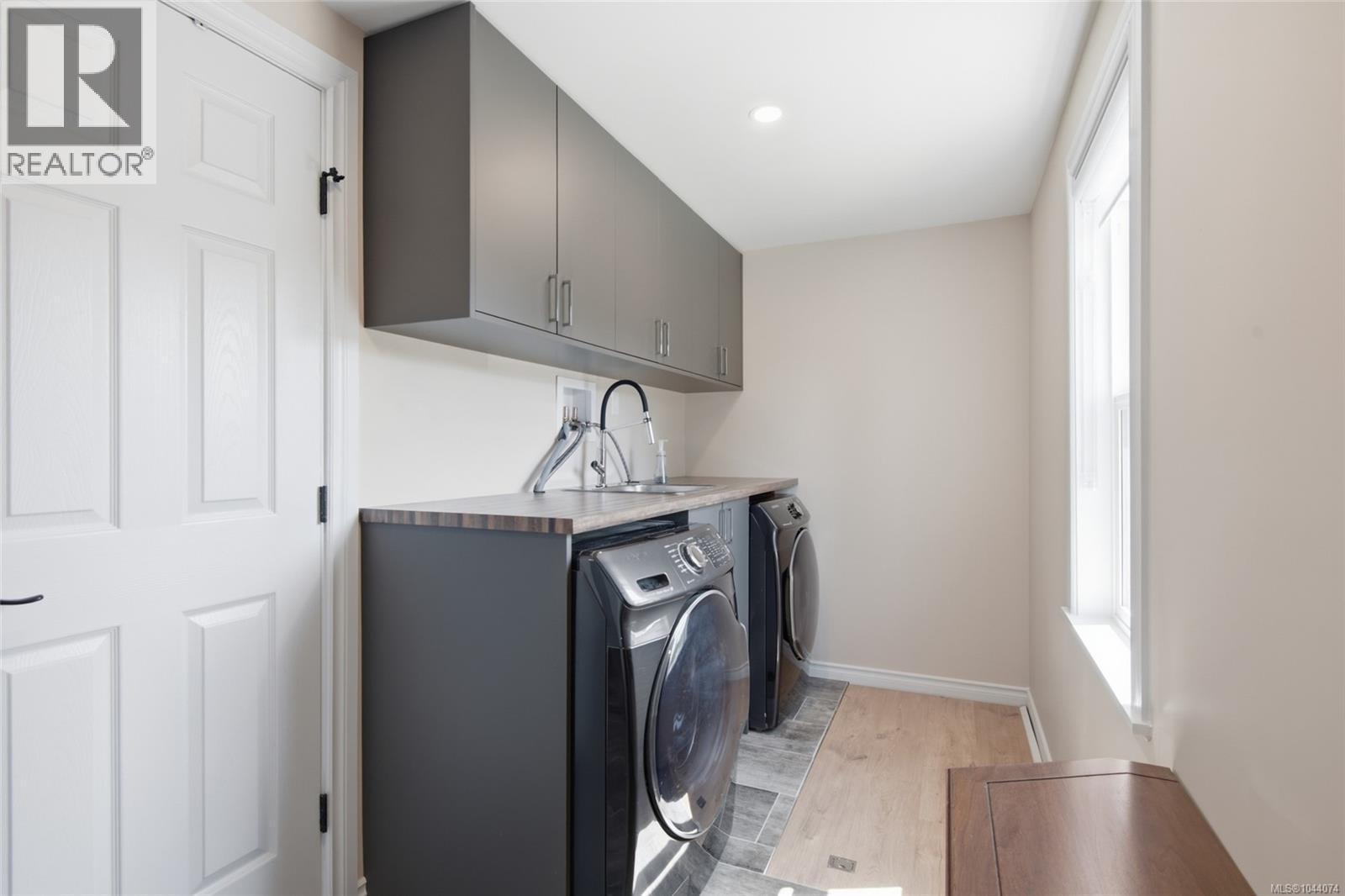 4752 Gertrude St, Port Alberni