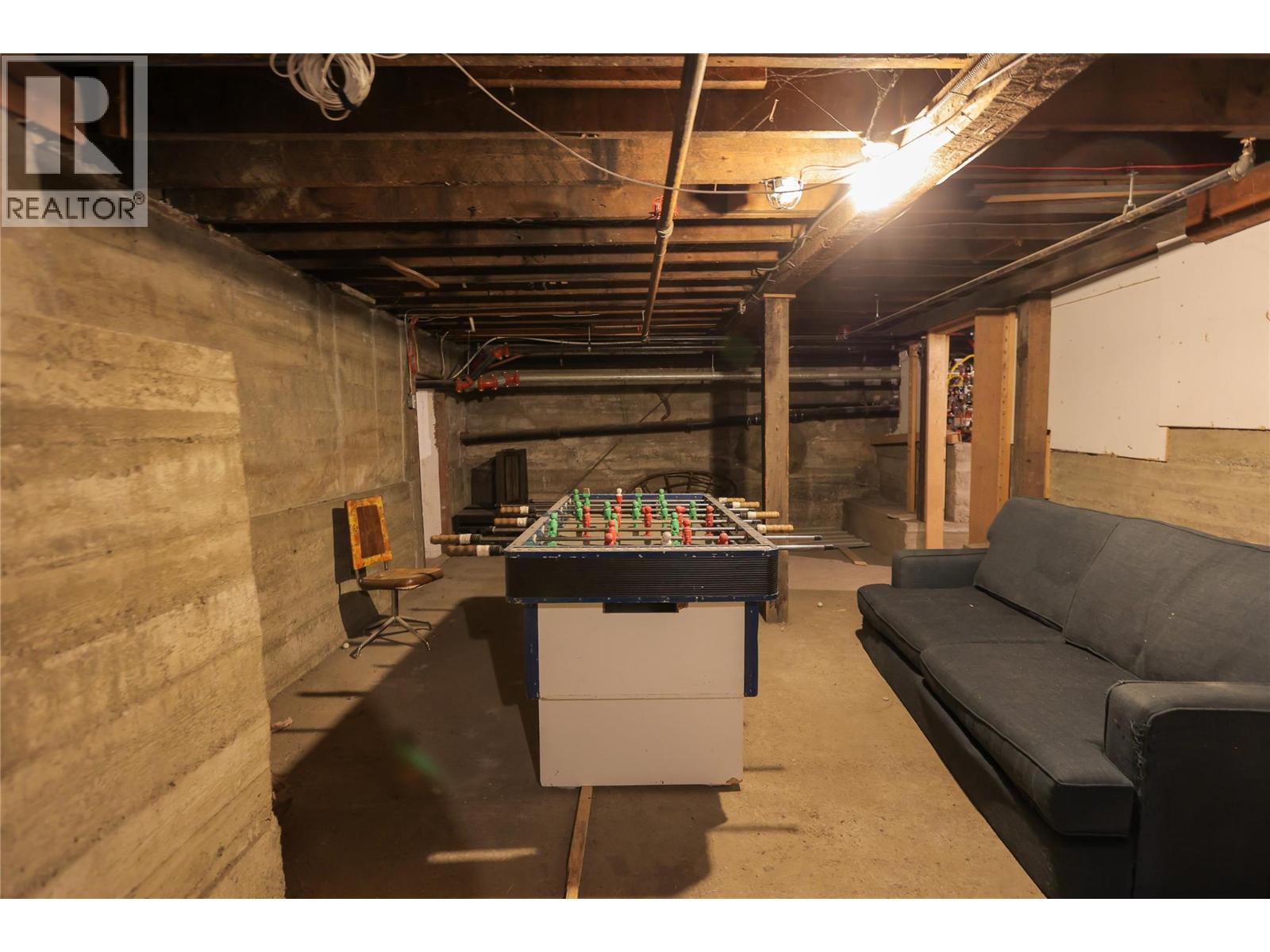 #10 2044 WASHINGTON Street - 22