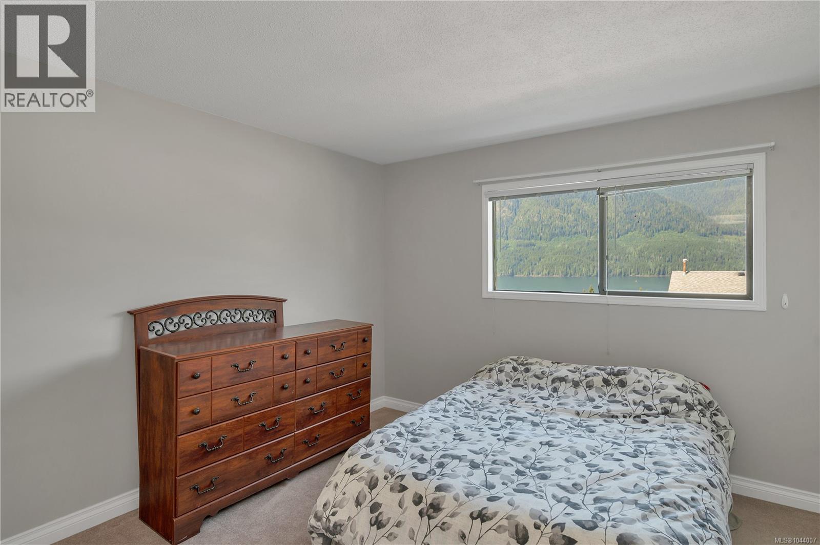 81 McKay Cres - 12