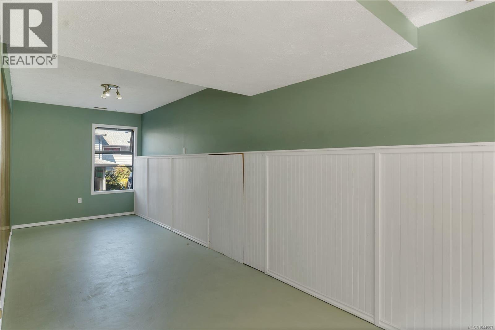 81 McKay Cres - 43