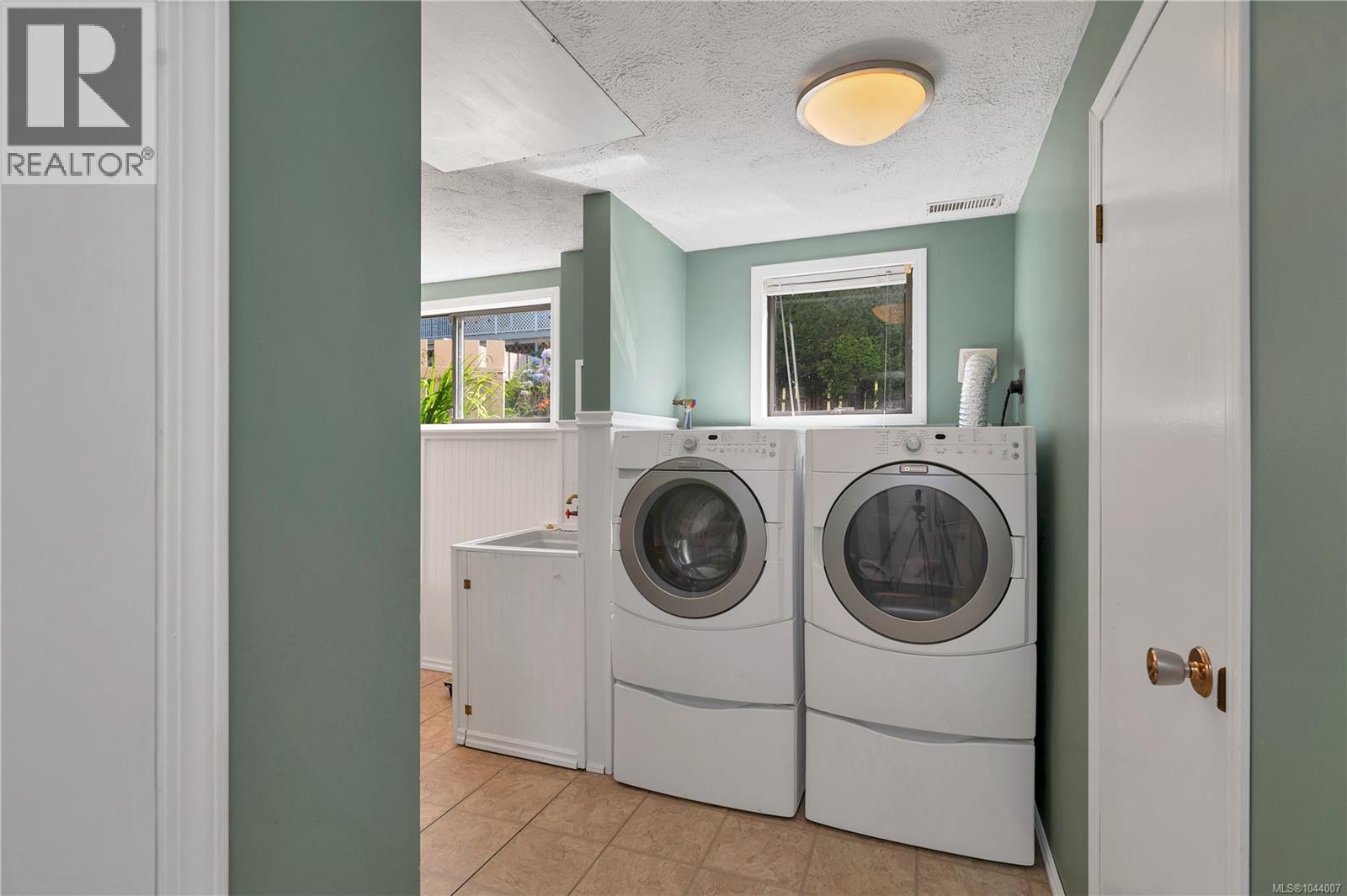 81 McKay Cres - 47