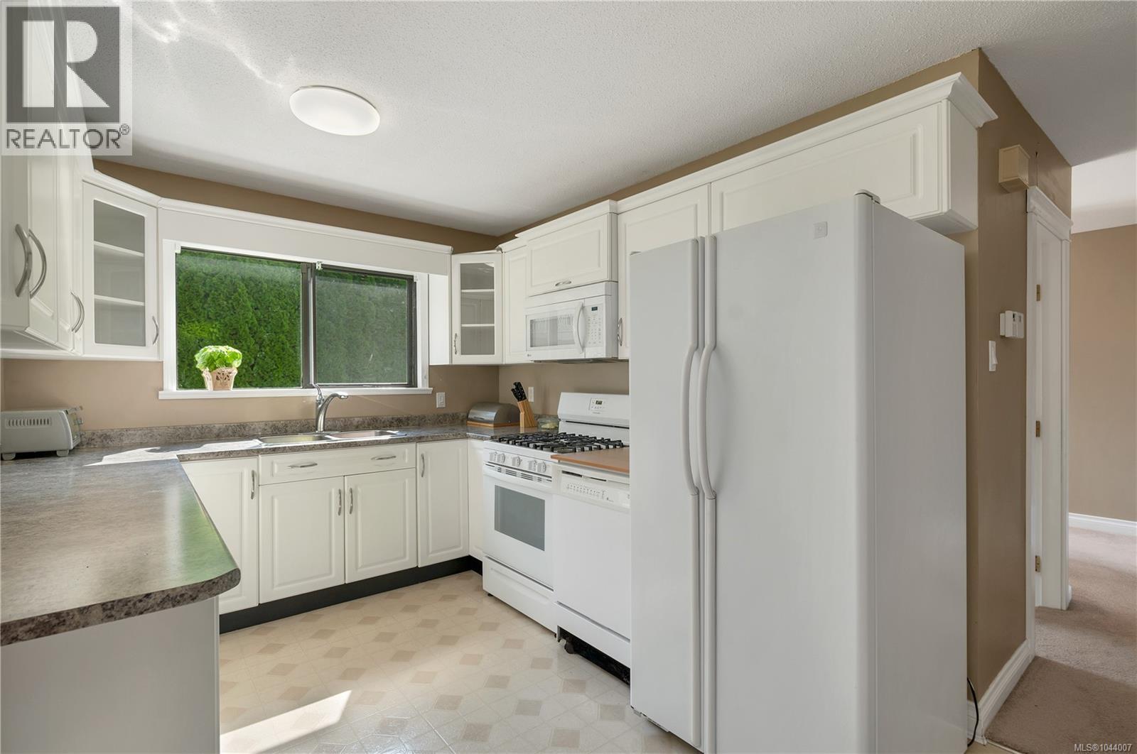 81 McKay Cres - 23